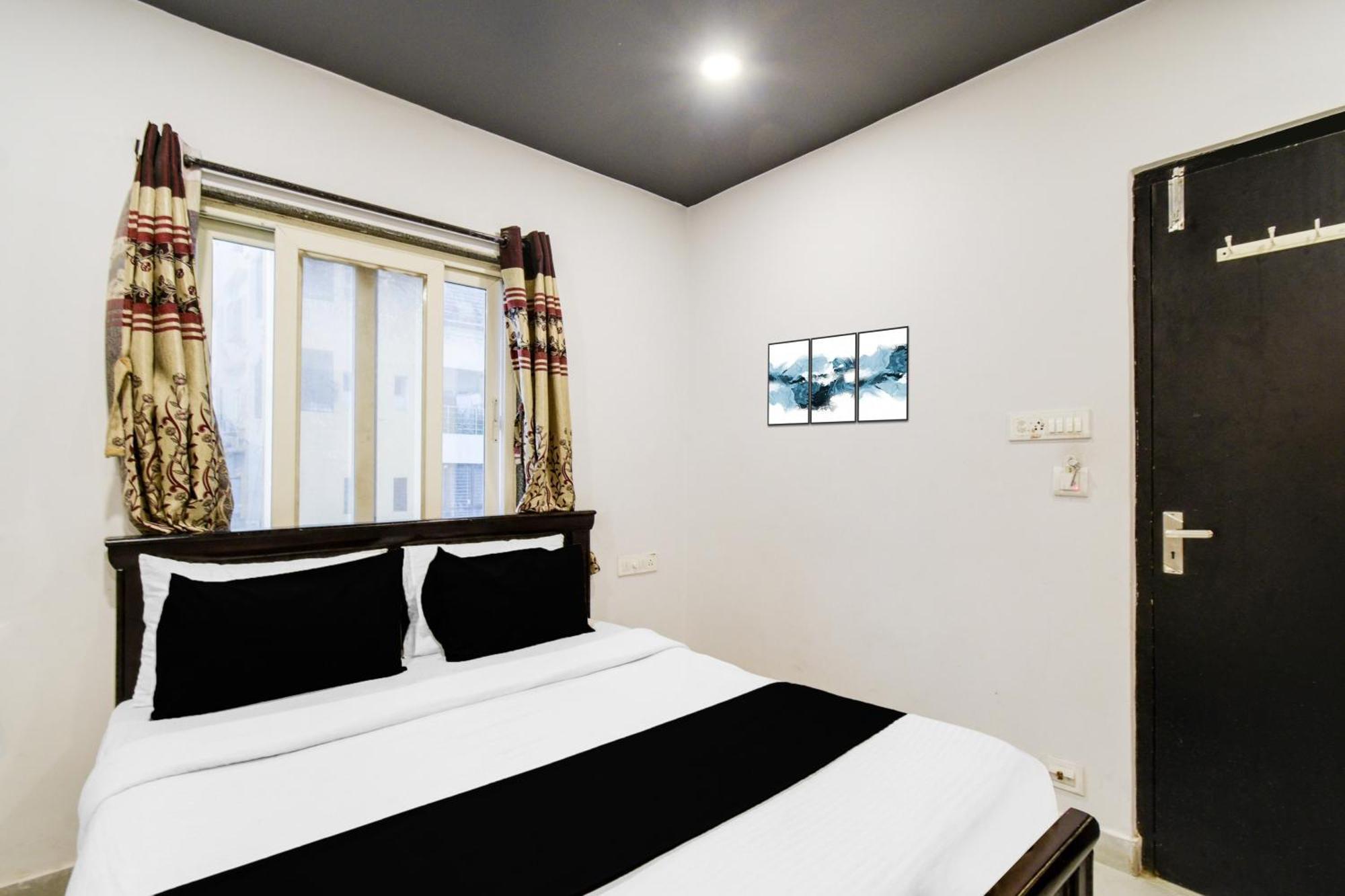 Super Townhouse Alwal Road Trimulgherry Exterior foto